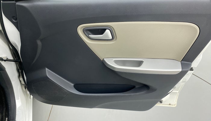 2018 Maruti Alto K10 VXI P, Petrol, Manual, 19,351 km, Driver Side Door Panels Control