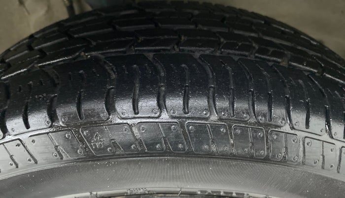 2018 Maruti Alto K10 VXI P, Petrol, Manual, 19,351 km, Right Front Tyre Tread
