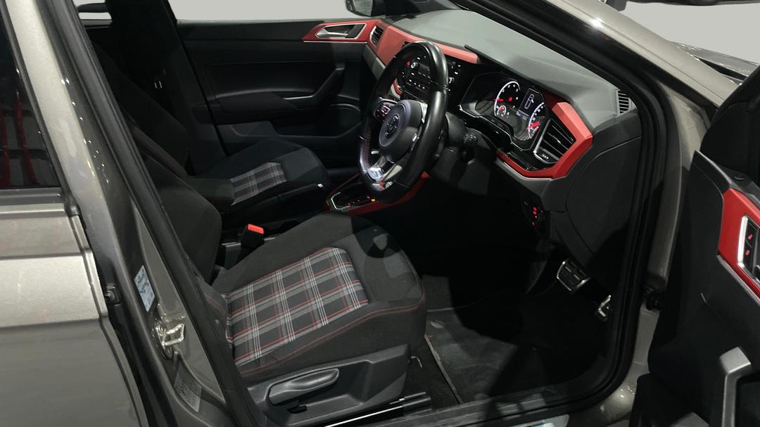 2020 Volkswagen Polo Gti, Automatic, 60173 km, Right Side Front Door Cabin View