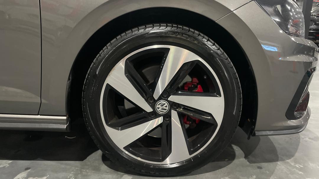 2020 Volkswagen Polo Gti, Automatic, 60173 km, Right Front Wheel