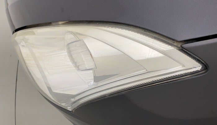2015 Maruti Swift VXI, Petrol, Manual, 67,292 km, Left headlight - Faded