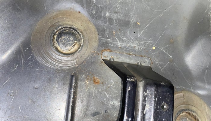 2015 Maruti Swift VXI, Petrol, Manual, 67,245 km, Boot floor - Slight discoloration