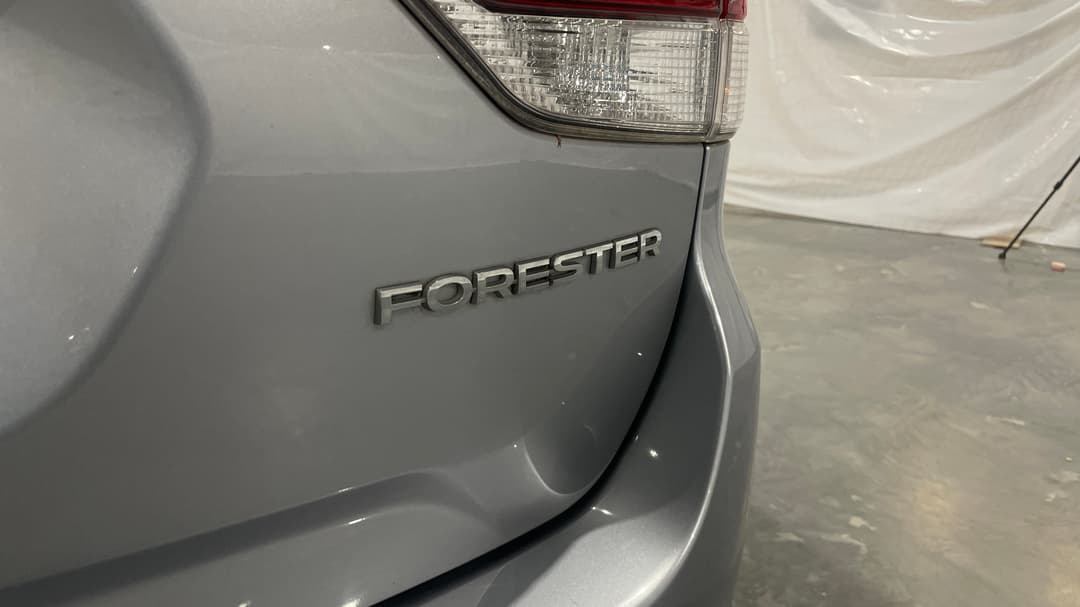 2021 Subaru Forester 2.5i Premium (AWD), Automatic, 120514 km, Badge (Boot Right Side)