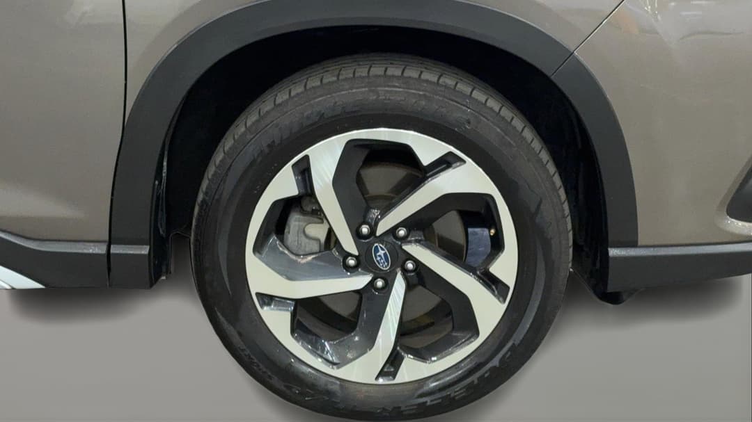 2024 Subaru Forester 2.5i-s (AWD), Automatic, 31957 km, Right Front Wheel