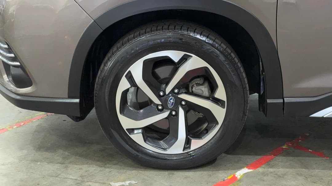 2024 Subaru Forester 2.5i-s (AWD), Automatic, 31957 km, Left Front Wheel