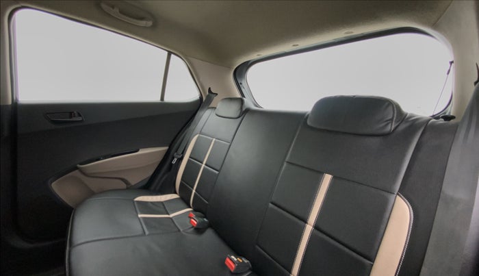 2018 Hyundai Grand i10 MAGNA 1.2 KAPPA VTVT, Petrol, Manual, 55,904 km, Right Side Rear Door Cabin