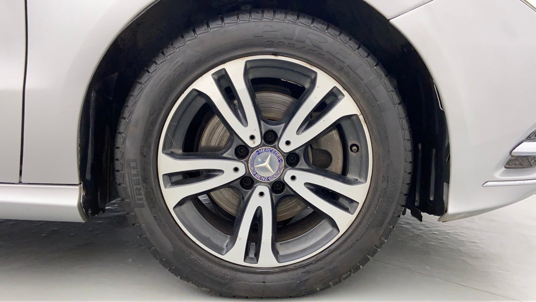 Right Front Wheel
