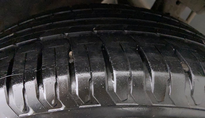2017 Hyundai Verna 1.6 SX VTVT, Petrol, Manual, 25,013 km, Left Rear Tyre Tread