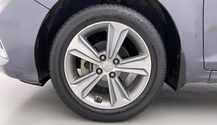 2017 Hyundai Verna 1.6 SX VTVT, Petrol, Manual, 25,013 km, Left Front Wheel