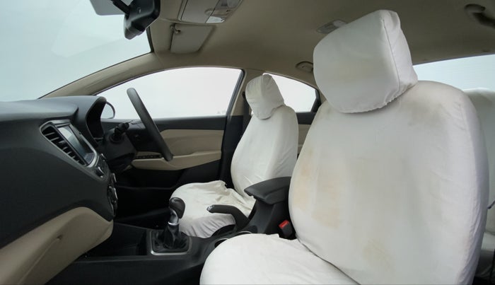 2017 Hyundai Verna 1.6 SX VTVT, Petrol, Manual, 25,013 km, Right Side Front Door Cabin