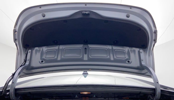 2017 Hyundai Verna 1.6 SX VTVT, Petrol, Manual, 25,013 km, Boot Door Open