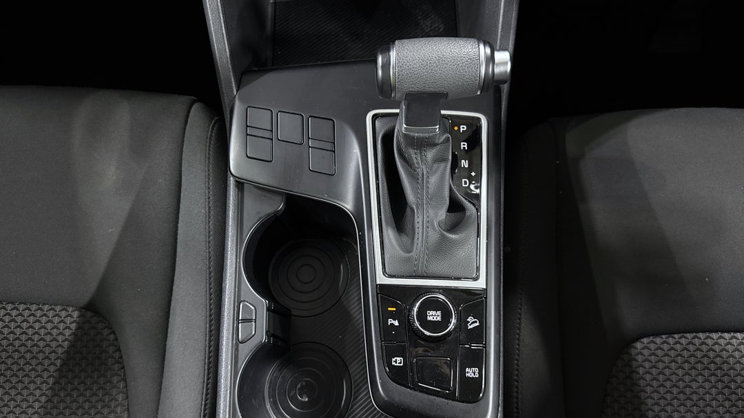 2024 Kia Sportage S (FWD), Automatic, 41133 km, Gear Lever 