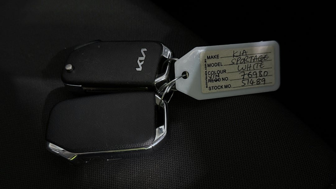 2024 Kia Sportage S (FWD), Automatic, 41133 km, Key Close-up