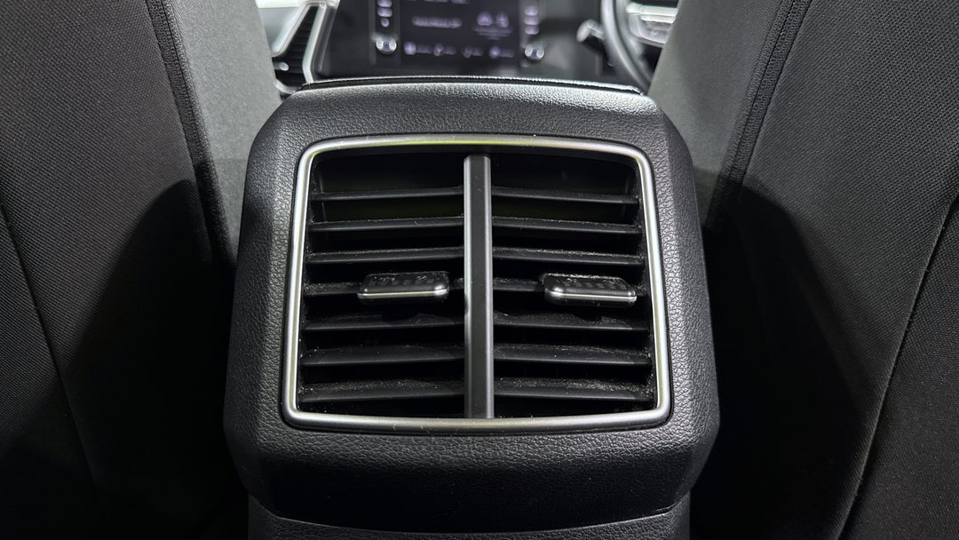 2024 Kia Sportage S (FWD), Automatic, 41133 km, Rear A/C Vent