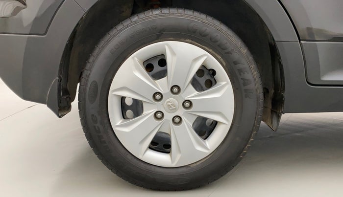 2017 Hyundai Creta E PLUS 1.6 PETROL, Petrol, Manual, 33,957 km, Right Rear Wheel