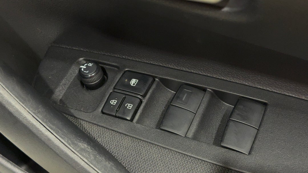 2021 Toyota Corolla Ascent Sport, Automatic, 69899 km, Drivers Side Door Panel Controls