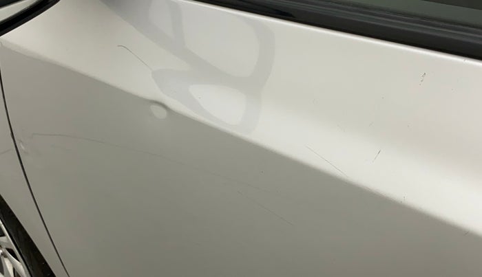 2017 Hyundai Grand i10 SPORTZ (O) 1.2 KAPPA VTVT, Petrol, Manual, 59,691 km, Front passenger door - Minor scratches