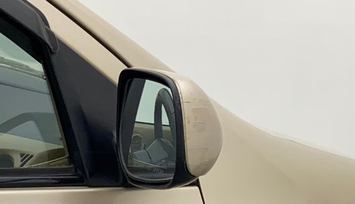 2011 Toyota Etios G, Petrol, Manual, 64,819 km, Right rear-view mirror - Cover has minor damage