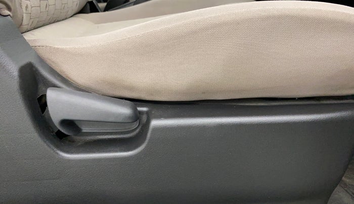 2015 Maruti Wagon R 1.0 VXI AMT, Petrol, Automatic, 41,000 km, Driver Side Adjustment Panel