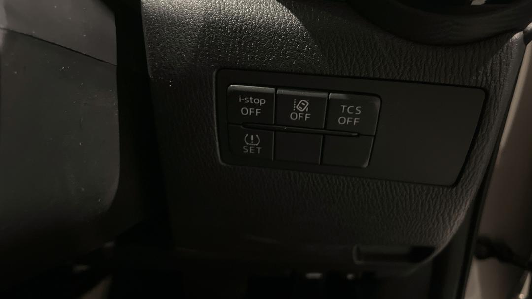 2024 Mazda CX-3 G20 Pure, Automatic, 27998 km, Utility Switches/Buttons
