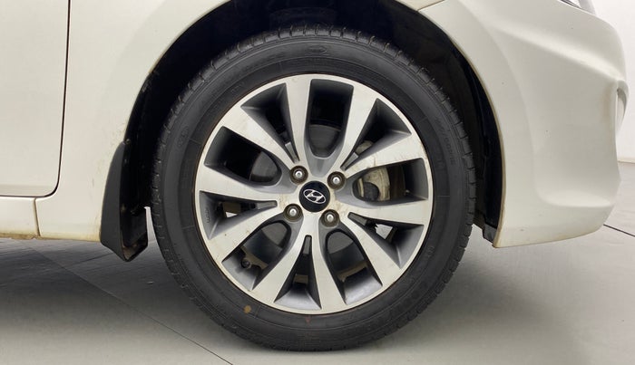 2014 Hyundai Verna FLUIDIC 1.4 VTVT CX, Petrol, Manual, 33,330 km, Right Front Wheel