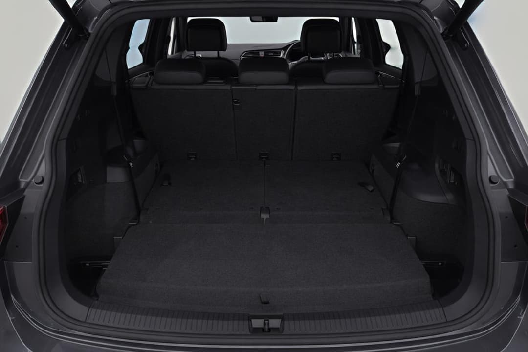2019 Volkswagen Tiguan Allspace 162 Tsi Highline, Automatic, 79023 km, Boot Inside View