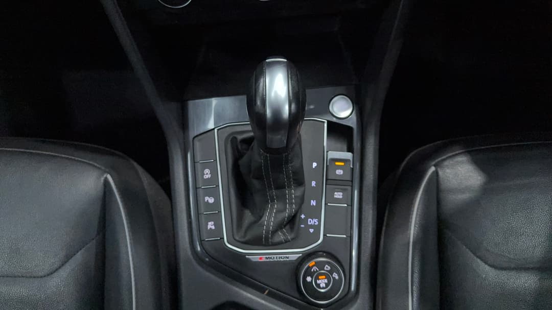 2019 Volkswagen Tiguan Allspace 162 Tsi Highline, Automatic, 79023 km, Gear Lever 