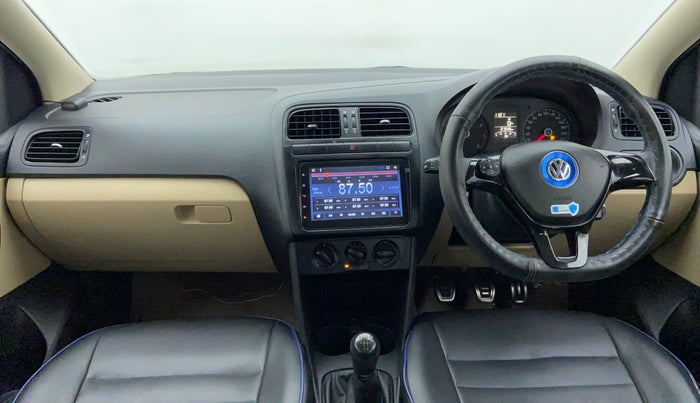 2016 Volkswagen Ameo COMFORTLINE 1.2, Petrol, Manual, 21,607 km, Dashboard