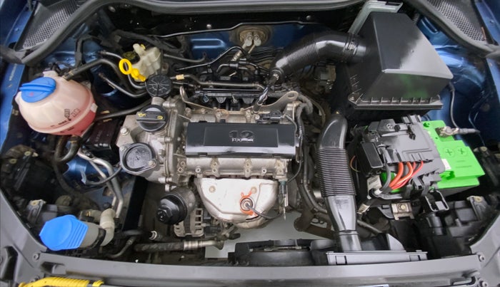 2016 Volkswagen Ameo COMFORTLINE 1.2, Petrol, Manual, 21,607 km, Open Bonet