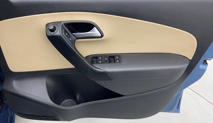 2016 Volkswagen Ameo COMFORTLINE 1.2, Petrol, Manual, 21,607 km, Driver Side Door Panels Control