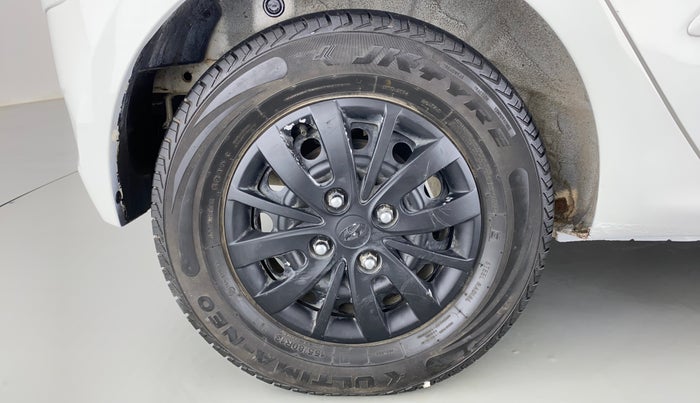 2016 Hyundai i10 SPORTZ 1.1 IRDE2, Petrol, Manual, 47,726 km, Right Rear Wheel