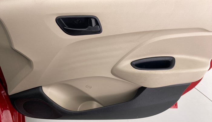 2020 Hyundai NEW SANTRO SPORTZ 1.1, Petrol, Manual, 20,422 km, Driver Side Door Panels Control