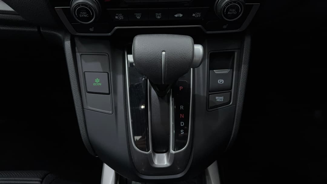 2018 Honda CR-V Vti-l7 (2WD), Automatic, 100986 km, Gear Lever 