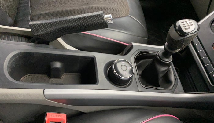 2018 Tata NEXON XM DIESEL, Diesel, Manual, 1,49,410 km, Gear Lever