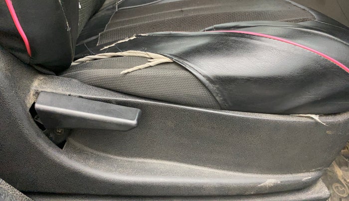 2018 Tata NEXON XM DIESEL, Diesel, Manual, 1,49,410 km, Driver Side Adjustment Panel