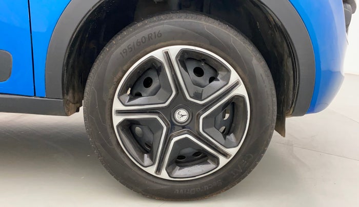 2018 Tata NEXON XM DIESEL, Diesel, Manual, 1,49,410 km, Right Front Wheel