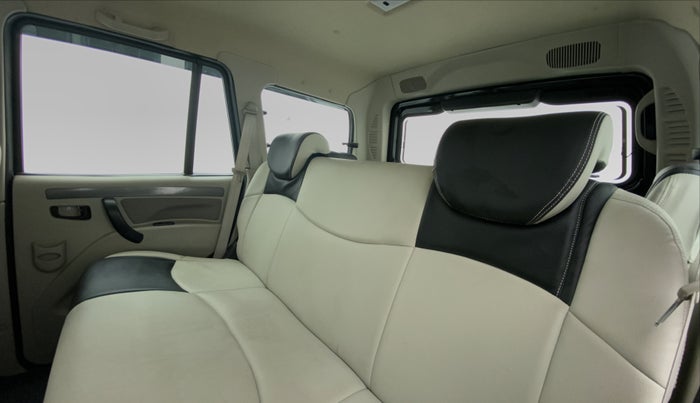 2020 Mahindra Scorpio S9, Diesel, Manual, 55,442 km, Right Side Rear Door Cabin