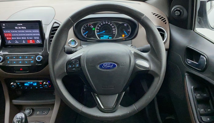 2018 Ford FREESTYLE TITANIUM 1.5 TDCI, Diesel, Manual, 28,910 km, Steering Wheel Close Up