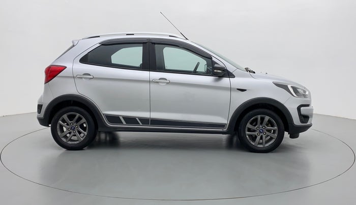 2018 Ford FREESTYLE TITANIUM 1.5 TDCI, Diesel, Manual, 28,910 km, Right Side