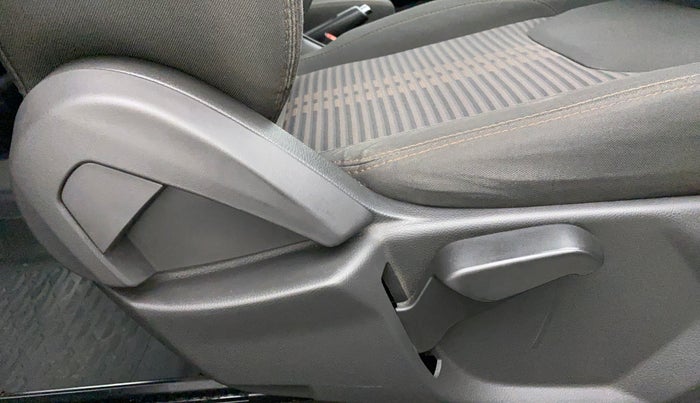2018 Ford FREESTYLE TITANIUM 1.5 TDCI, Diesel, Manual, 28,910 km, Driver Side Adjustment Panel