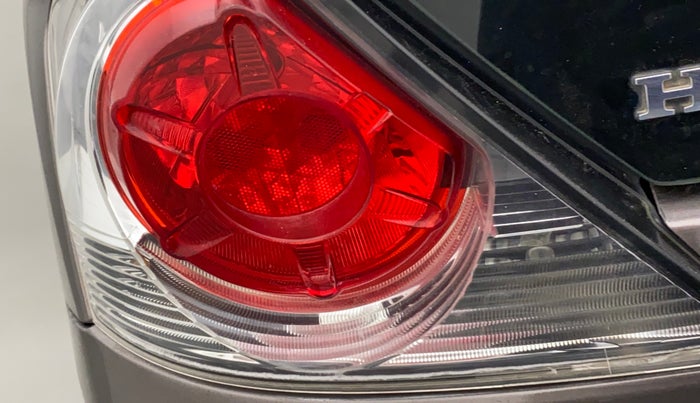 2015 Honda Brio VX AT, Petrol, Automatic, 56,115 km, Left tail light - Minor damage