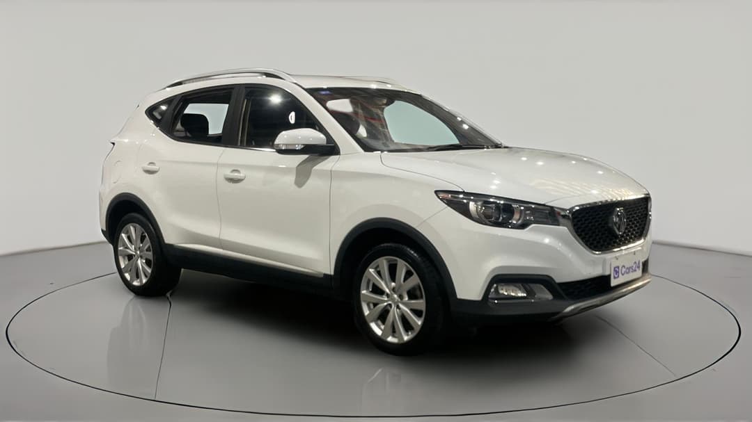 2022 MG ZS Excite, Automatic, 24000 km, Right Front Diagonal (45- Degree) View
