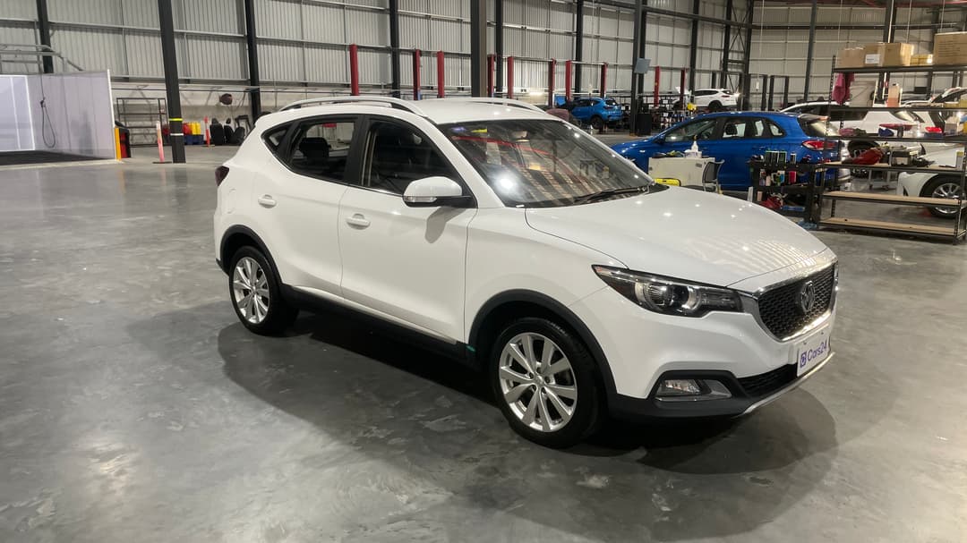2022 MG ZS Excite, Automatic, 24000 km, 