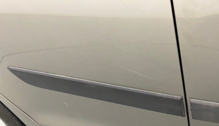 2015 Maruti Swift Dzire ZXI, Petrol, Manual, 1,31,144 km, Right rear door - Minor scratches