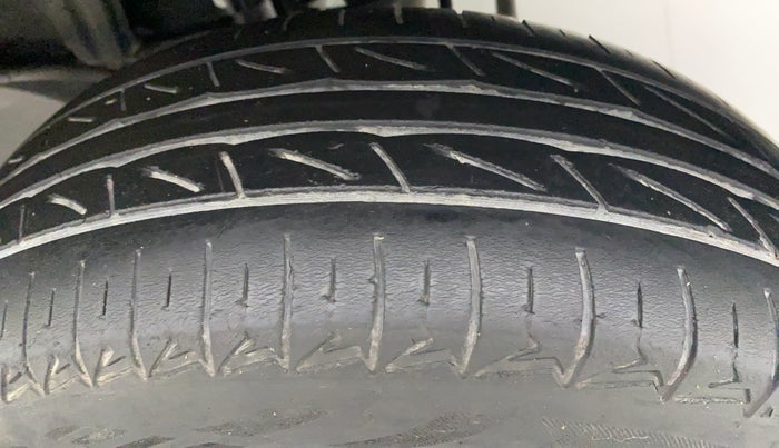 2014 Maruti Alto K10 VXI P, Petrol, Manual, 70,553 km, Left Rear Tyre Tread