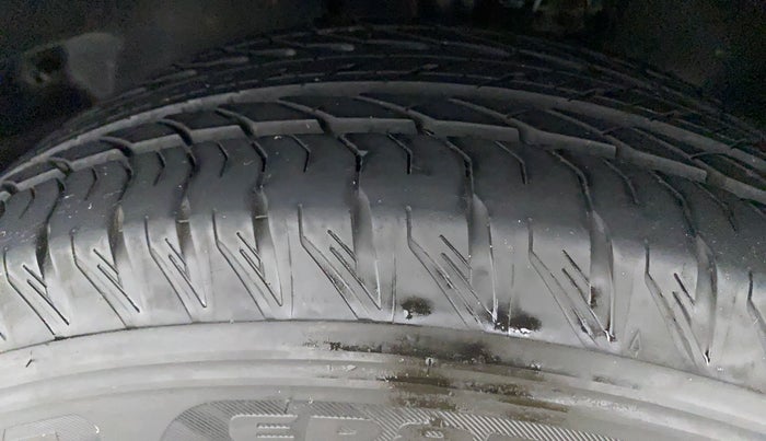 2021 Tata Safari XZA PLUS 6S, Diesel, Automatic, 34,596 km, Left Front Tyre Tread