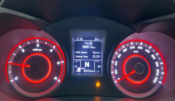 2019 Mahindra XUV300 W8 DIESEL MT, Diesel, Manual, 30,708 km, Odometer Image