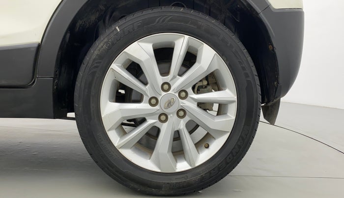 2019 Mahindra XUV300 W8 DIESEL MT, Diesel, Manual, 30,708 km, Left Rear Wheel