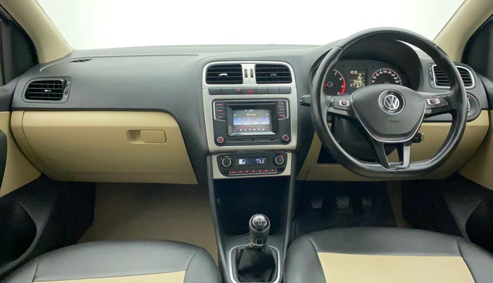 2016 Volkswagen Ameo HIGHLINE1.2L, Petrol, Manual, 54,504 km, Dashboard