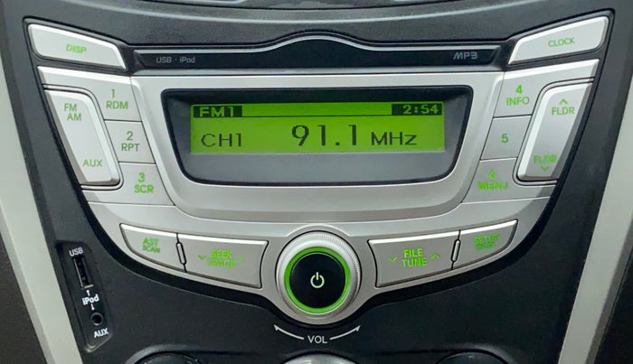 2018 Hyundai Eon SPORTZ, Petrol, Manual, 5,701 km, Infotainment System